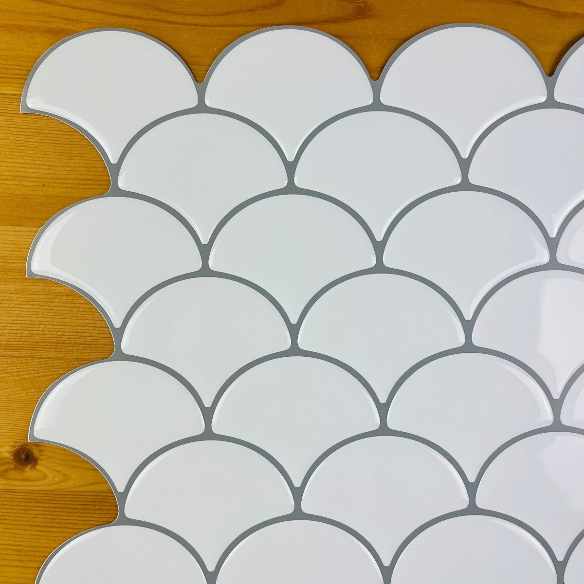 Fish Scale Stick on Tile (White) - Sticky Tiles™ Australia